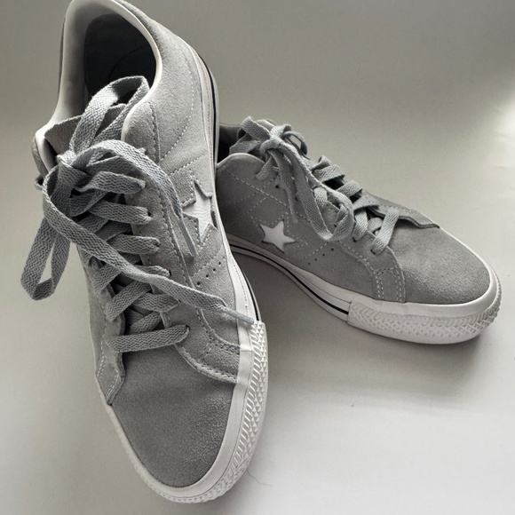 Unisex Converse One Star Pro Sneakers Wolf Grey - Picture 2 of 15